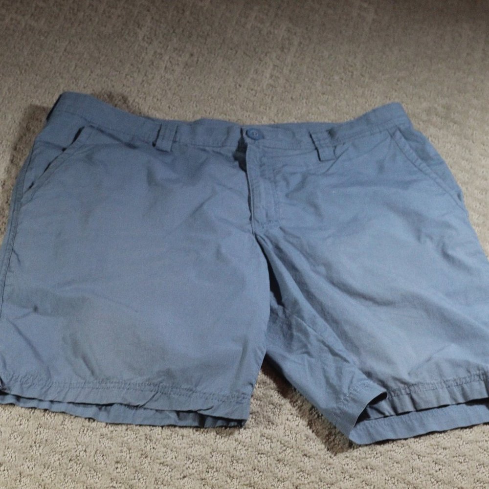Columbia Wedgewood Blue Shorts 36x10